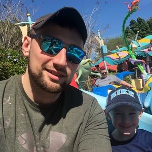 Meet your Posher, Matthew